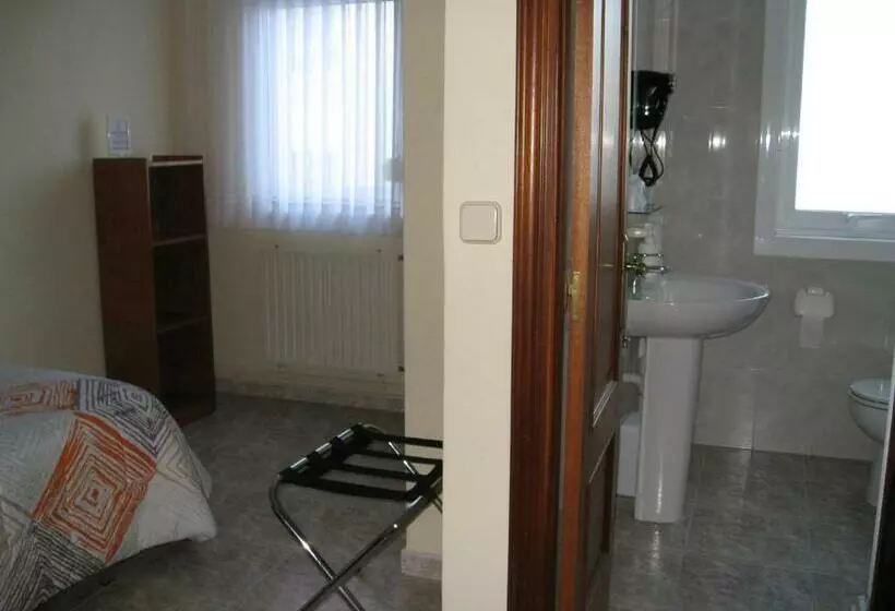 Camera Standard Individuale, Hostal Roma