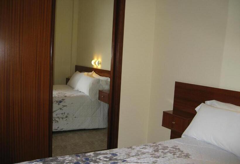 اتاق استاندارد, Hostal Roma