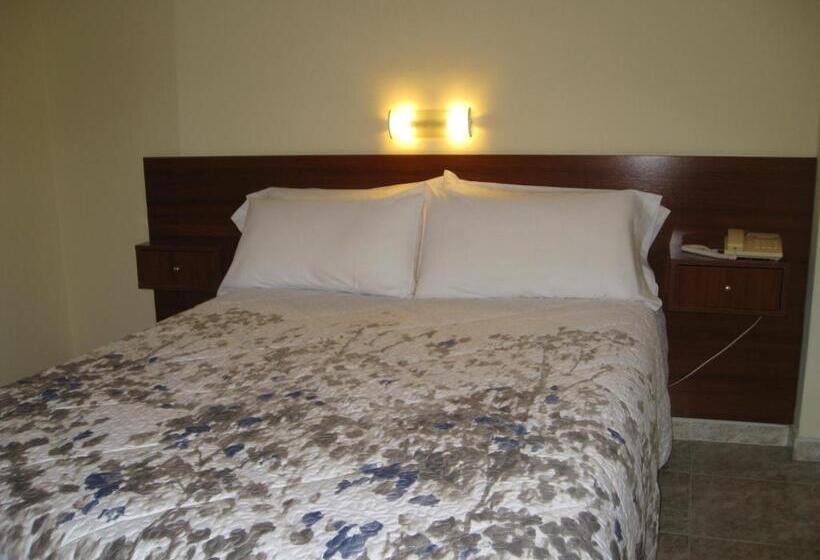 اتاق استاندارد, Hostal Roma