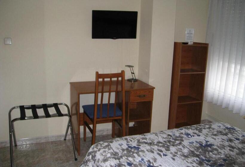 اتاق استاندارد, Hostal Roma