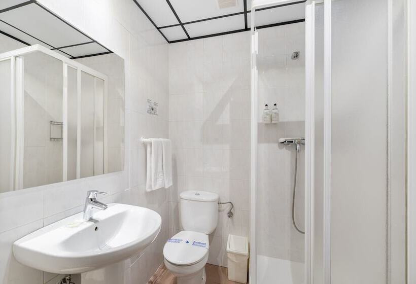 اتاق استاندارد, Hostal Ballesta