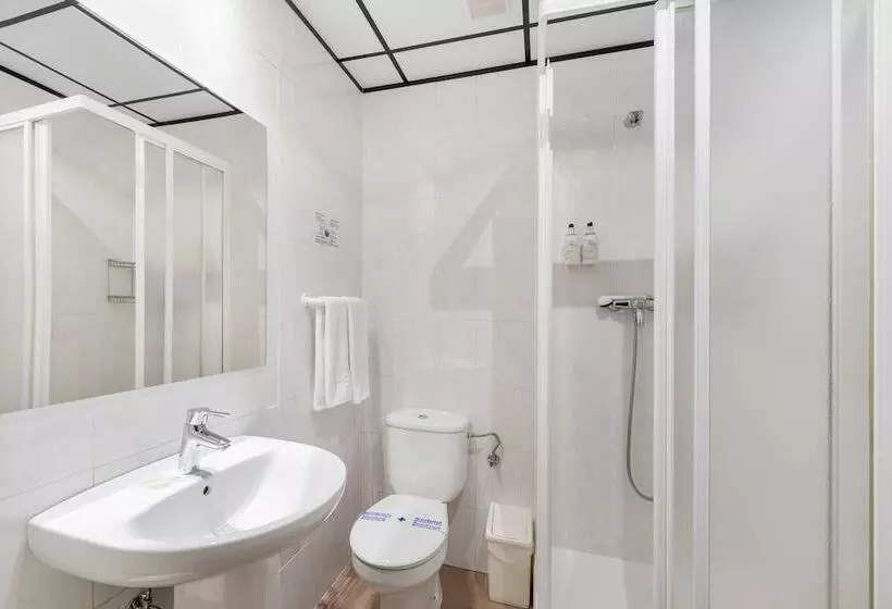 اتاق استاندارد, Hostal Ballesta