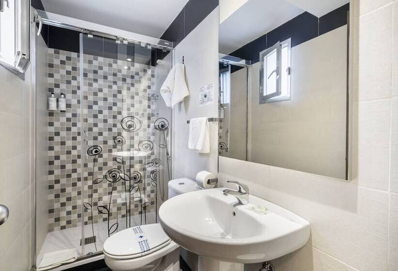 اتاق استاندارد یک نفره, Hostal Ballesta