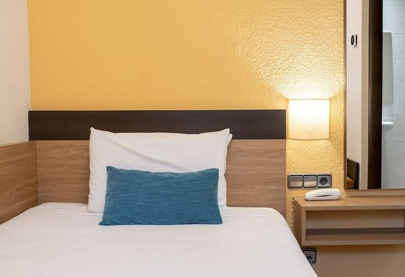 اتاق استاندارد یک نفره, Hostal Ballesta