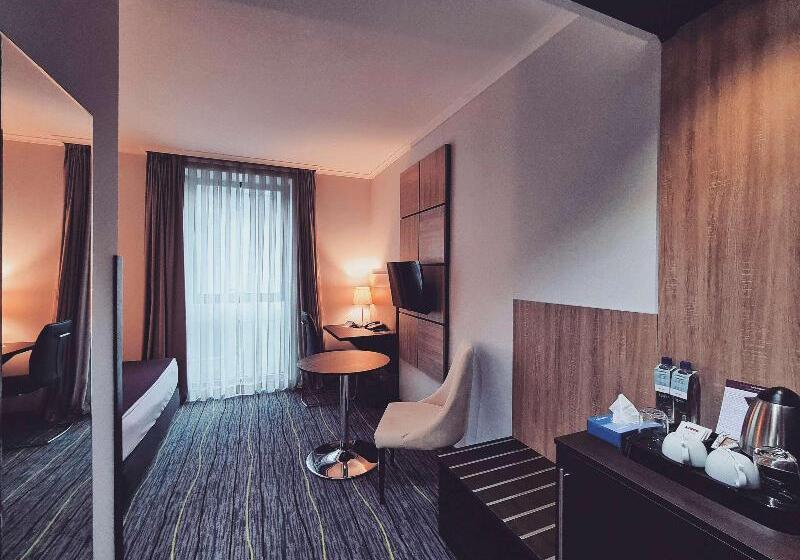 اتاق استاندارد یک نفره, Hostal Maria Luisa