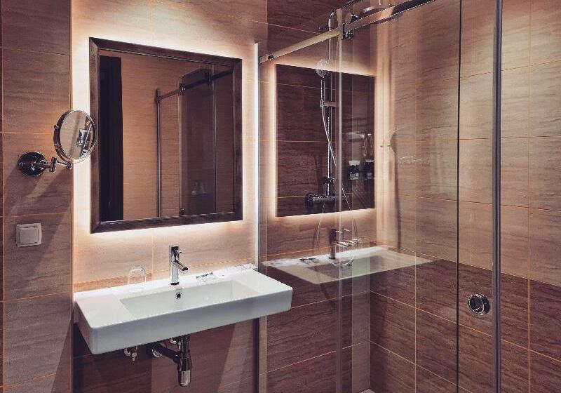 اتاق استاندارد یک نفره, Hostal Maria Luisa