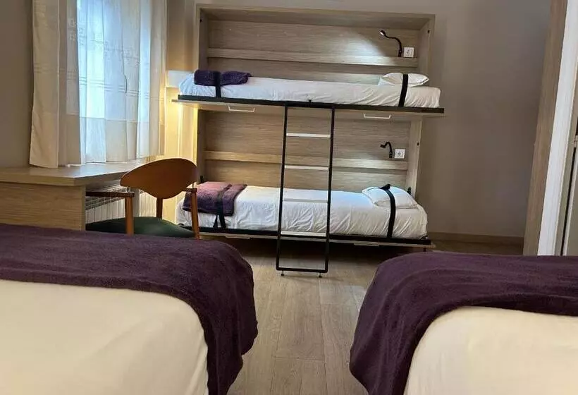 Standard 4 Pers. Værelse, Hostal Restaurant Roma