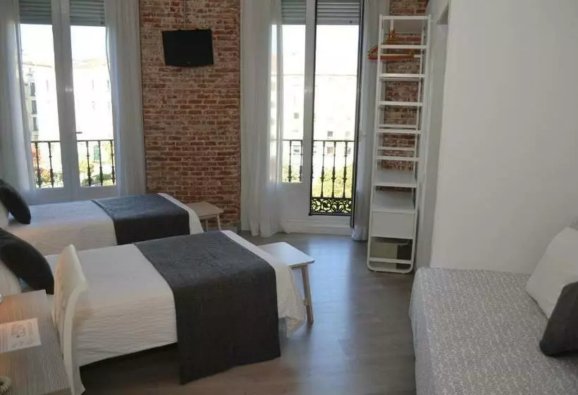 اتاق استاندارد سه نفره, Hostal San Lorenzo