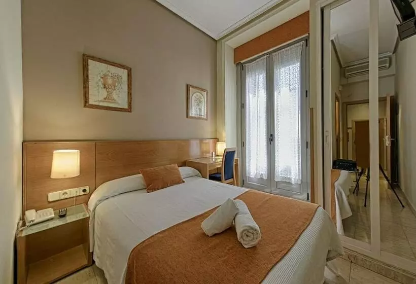 اتاق استاندارد یک نفره, Hostal San Lorenzo