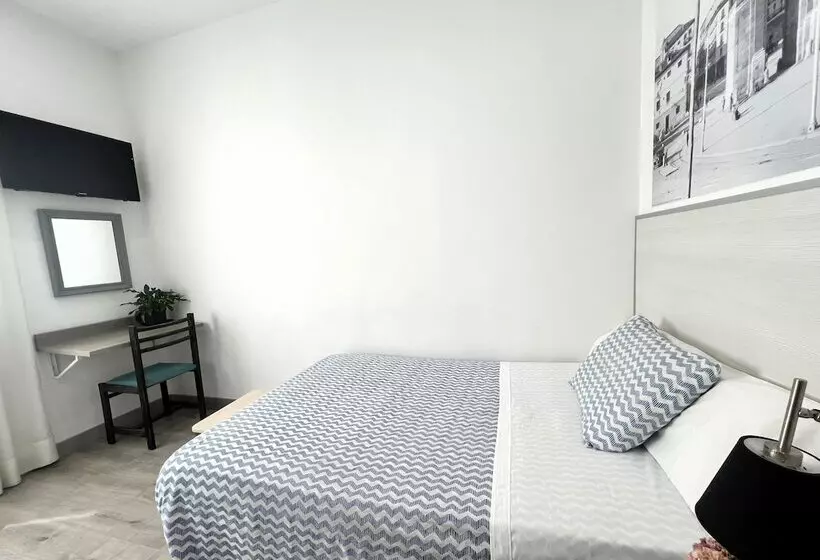 اتاق استاندارد یک نفره, Hostal San Lorenzo
