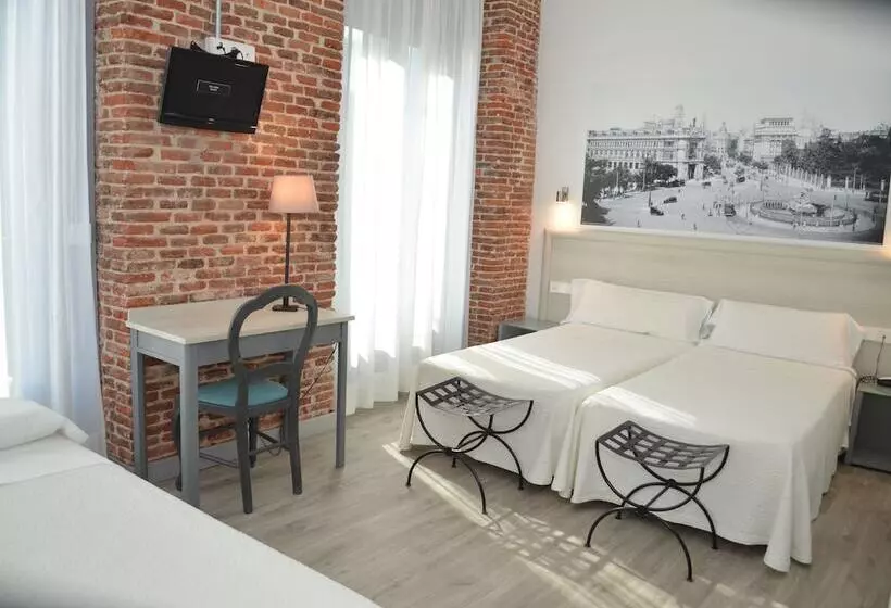 اتاق استاندارد سه نفره, Hostal San Lorenzo