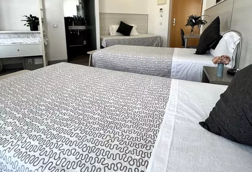 اتاق استاندارد سه نفره, Hostal San Lorenzo