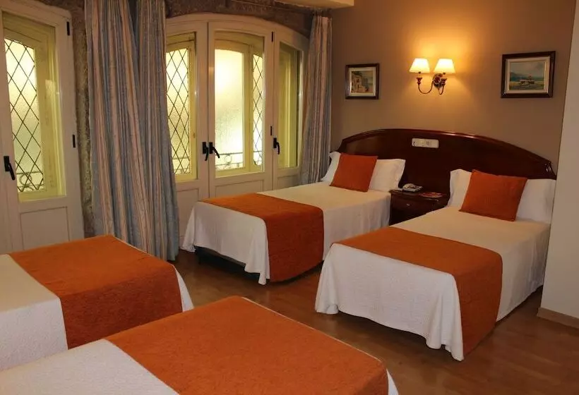 اتاق استاندارد چهار تخته, Hostal San Lorenzo