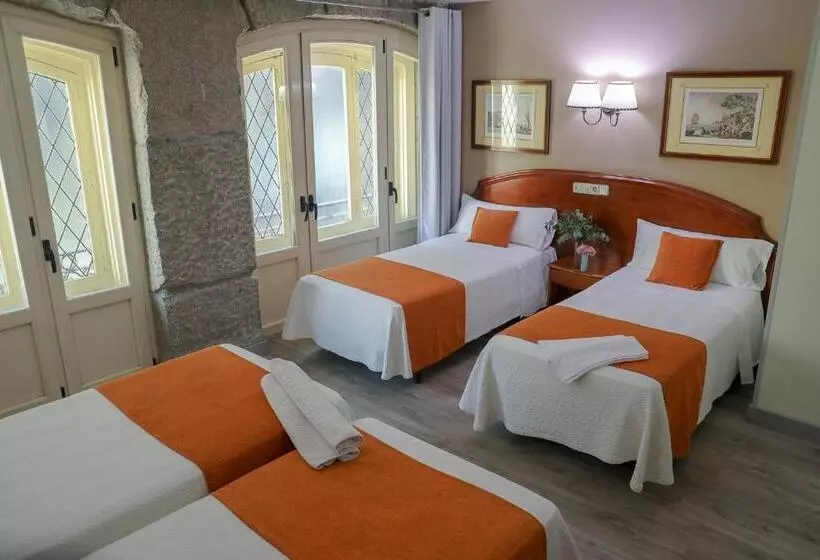 اتاق استاندارد چهار تخته, Hostal San Lorenzo