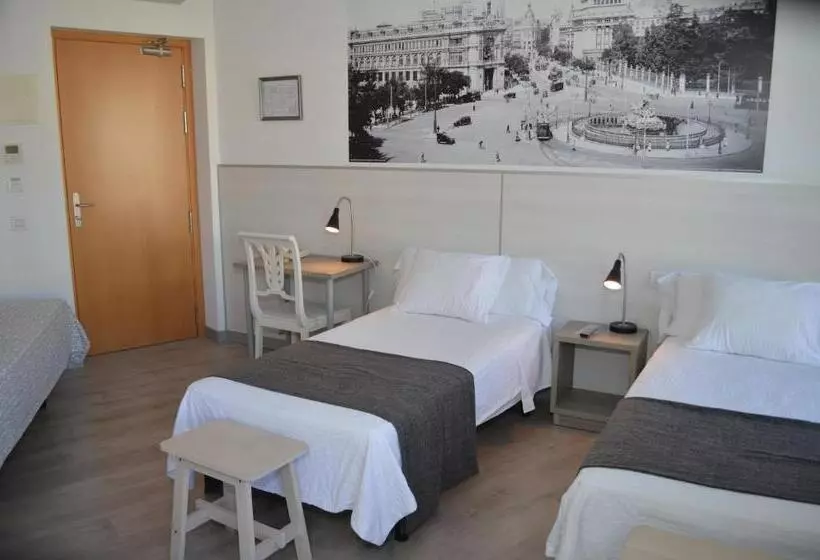اتاق استاندارد چهار تخته, Hostal San Lorenzo
