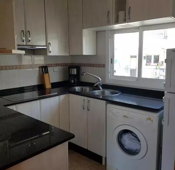 Appartamento 1 Camera da Letto con Terrazza, Hostal Termes