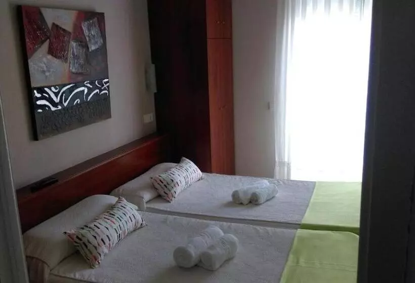 Camera Standard, Hostal Termes