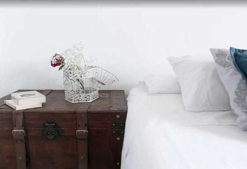 Habitación Superior, Vázquez De Mella Gran Vía