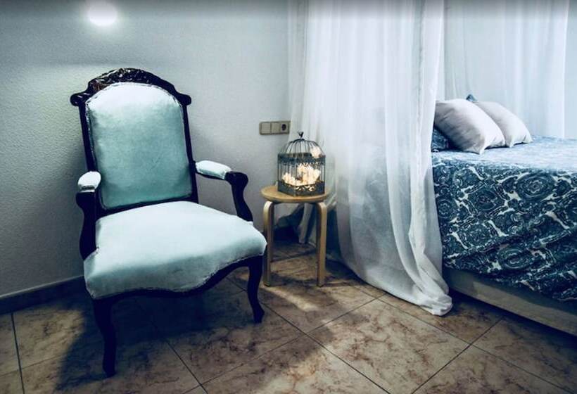 اتاق سوپریور, Vázquez De Mella Gran Vía