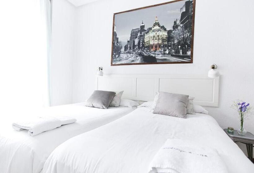 Habitación Estándar, Vázquez De Mella Gran Vía