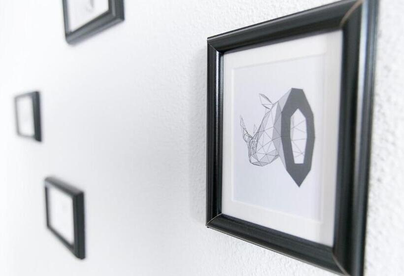 اتاق سوپریور, Vázquez De Mella Gran Vía