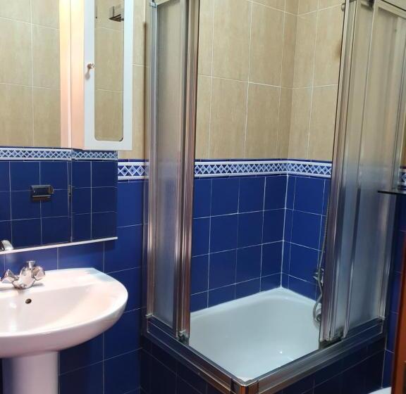 اتاق استاندارد سه نفره, Hostal Zamorán  Madrid Centro Gran Vía Sol