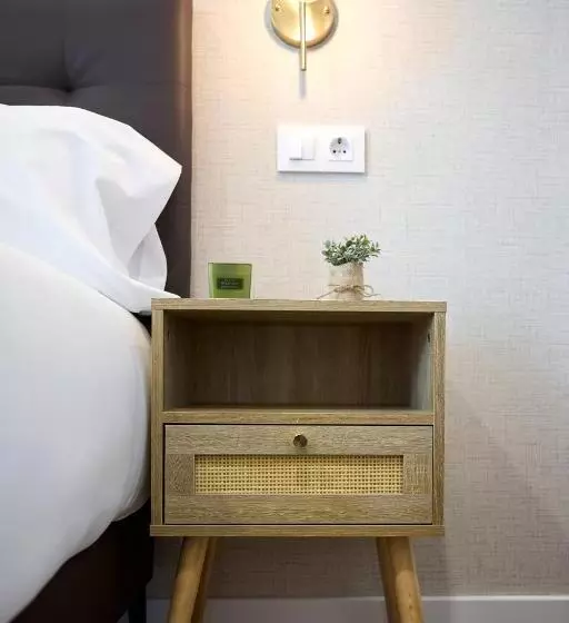 اتاق لوکس با بالکن, Hostal Zamorán  Madrid Centro Gran Vía Sol