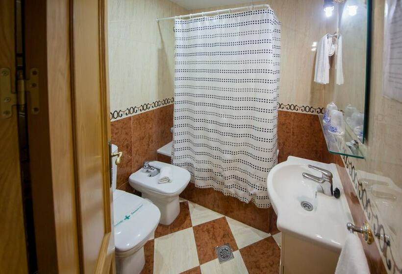 标准单人间, Agur