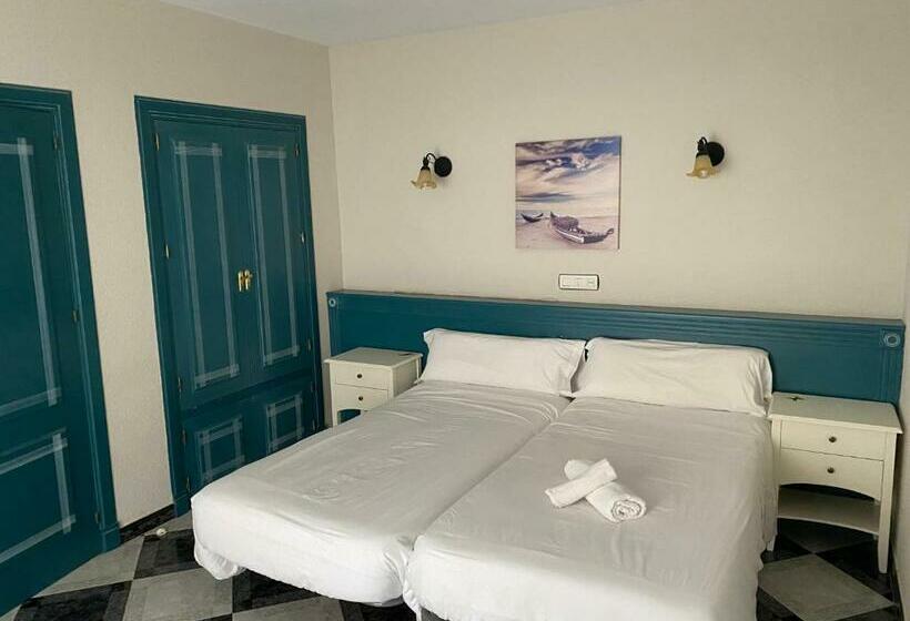 高级大房间, Agur