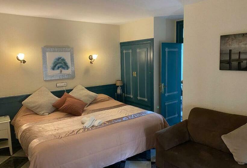 高级大房间, Agur