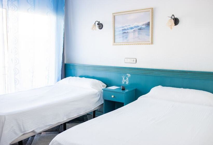 标准三人间, Agur