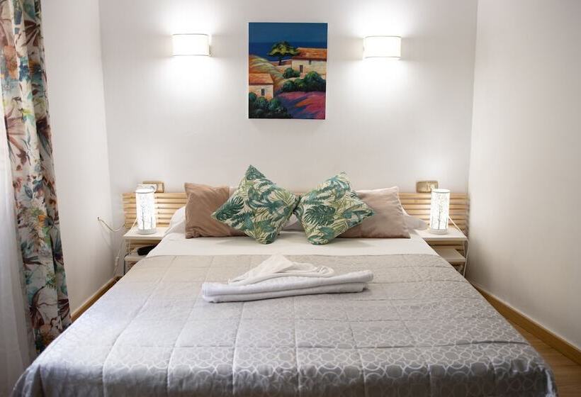 高级房间带漩涡浴缸, Agur