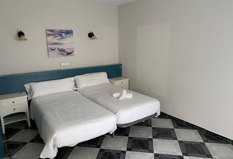 高级大房间, Agur