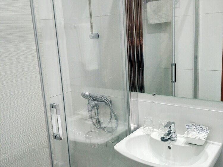 اتاق استاندارد یک نفره, Hostal Bruña Paseo Del Prado