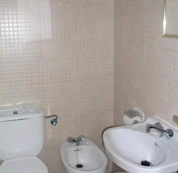 3-Bett-Standardzimmer, Hostal Casa Juan