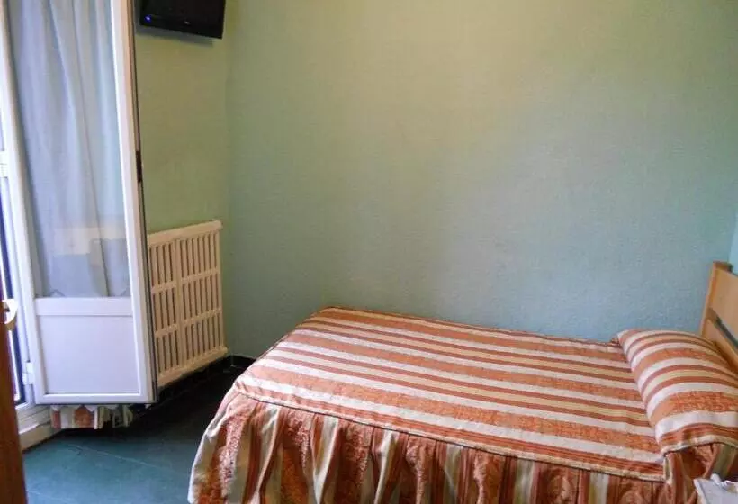 スタンダードシングルルーム, Hostal La Perla Asturiana