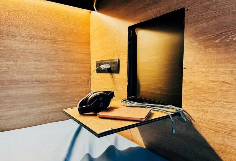 اتاق استاندارد چهار تخته, MadVibes Hostel Gran Vía