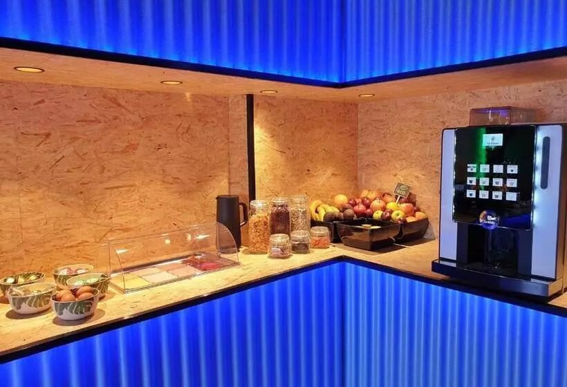 اتاق استاندارد با بالکن, Mb Hostels Premium Eco Adults Recommended