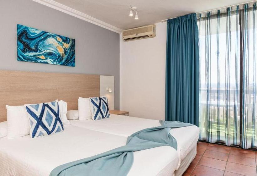 발코니가 있는 바다전망 스탠다드 스튜디오, New Folias