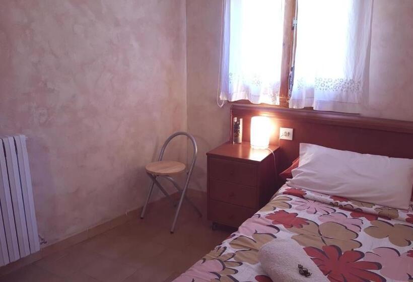 חדר סטנדרט יחיד, Hostal La Cuineta De Cal Triuet