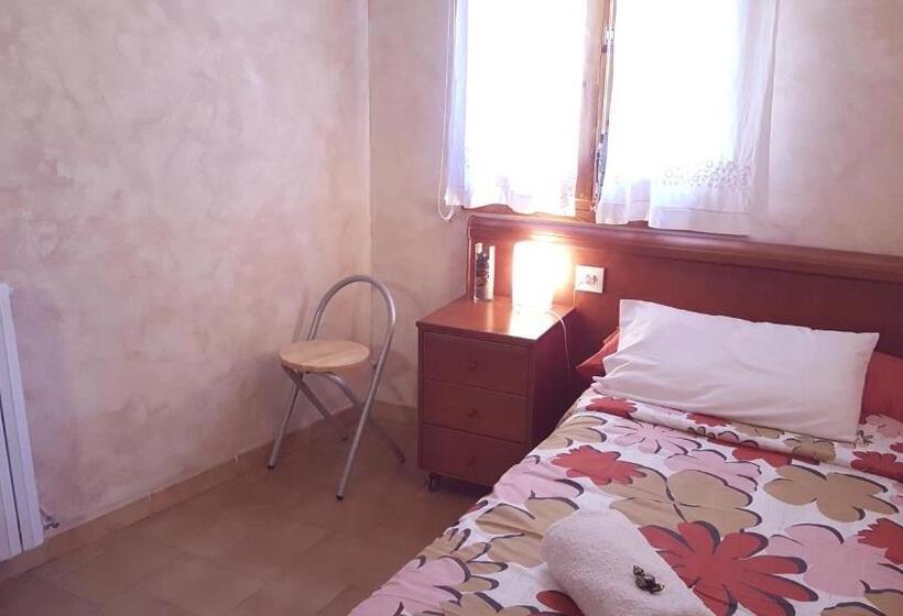 Номер Стандарт Индивидуальный, Hostal La Cuineta De Cal Triuet