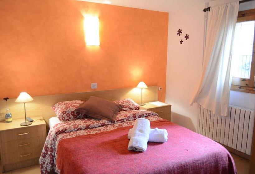 Номер Стандарт, Hostal La Cuineta De Cal Triuet