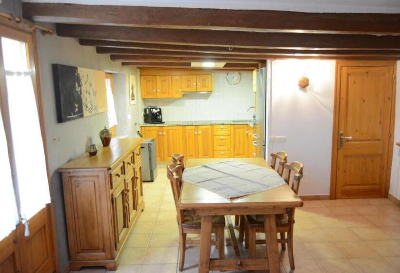 דירת דופלקס בת חדר שינה 1, Hostal La Cuineta De Cal Triuet