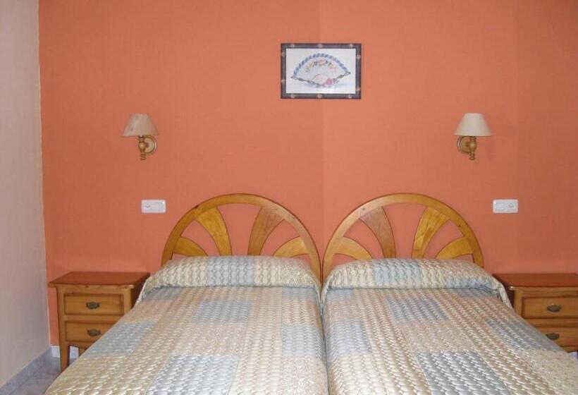 스탠다드 룸, Hostal Casa Lacreu