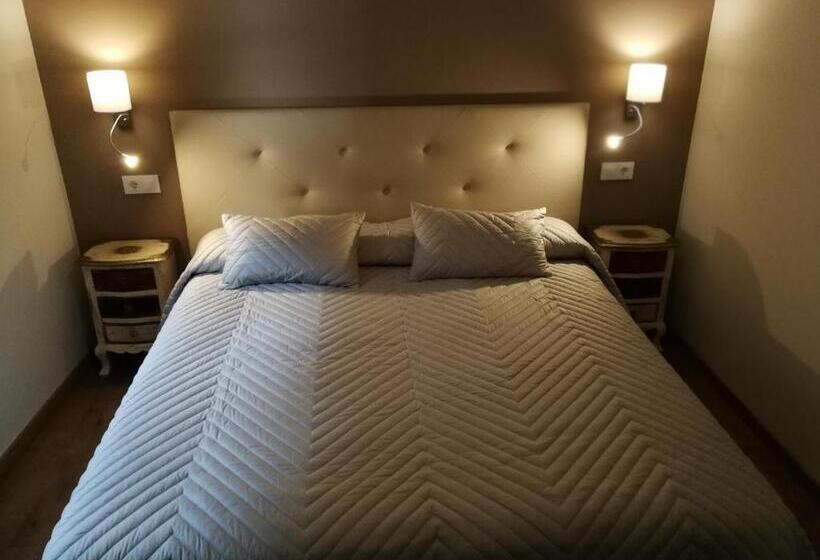 Family Suite, Hostal Casa Lacreu