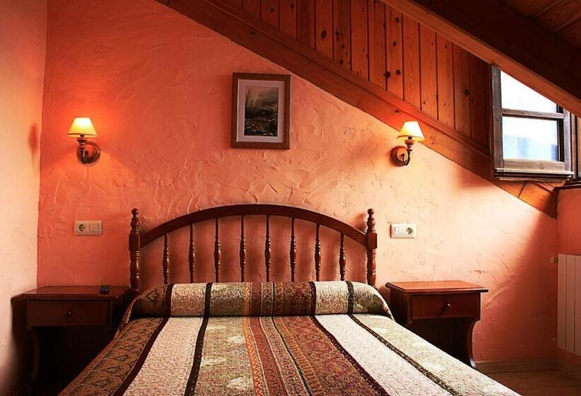 스탠다드 룸, Hostal Casa Lacreu