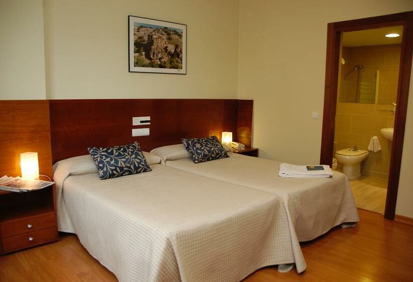 חדר סטנדרט לשלושה, Alda Ciudad De Soria