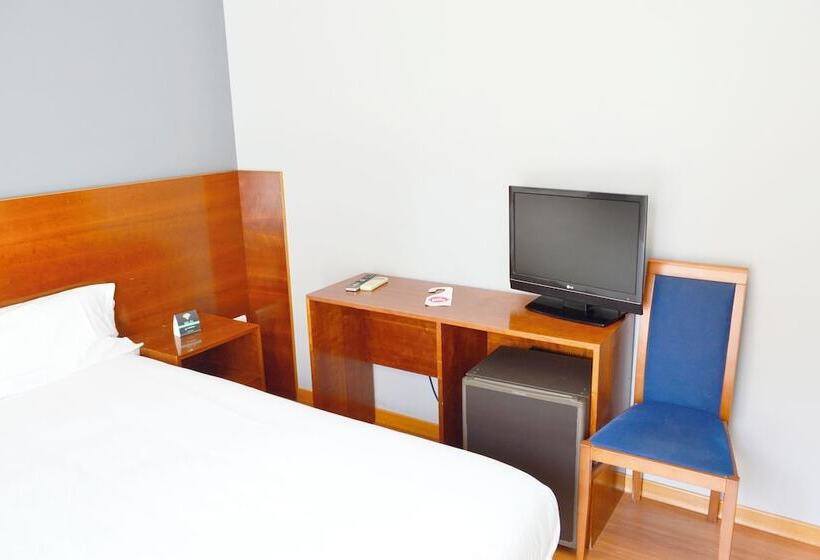 חדר אקונומי, Alda Ciudad De Soria