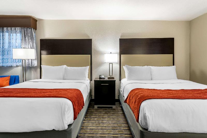 חדר משפחתי, Alda Ciudad De Soria