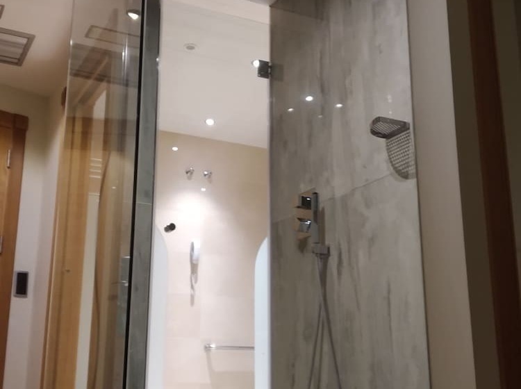 اتاق استاندارد, Campoamor